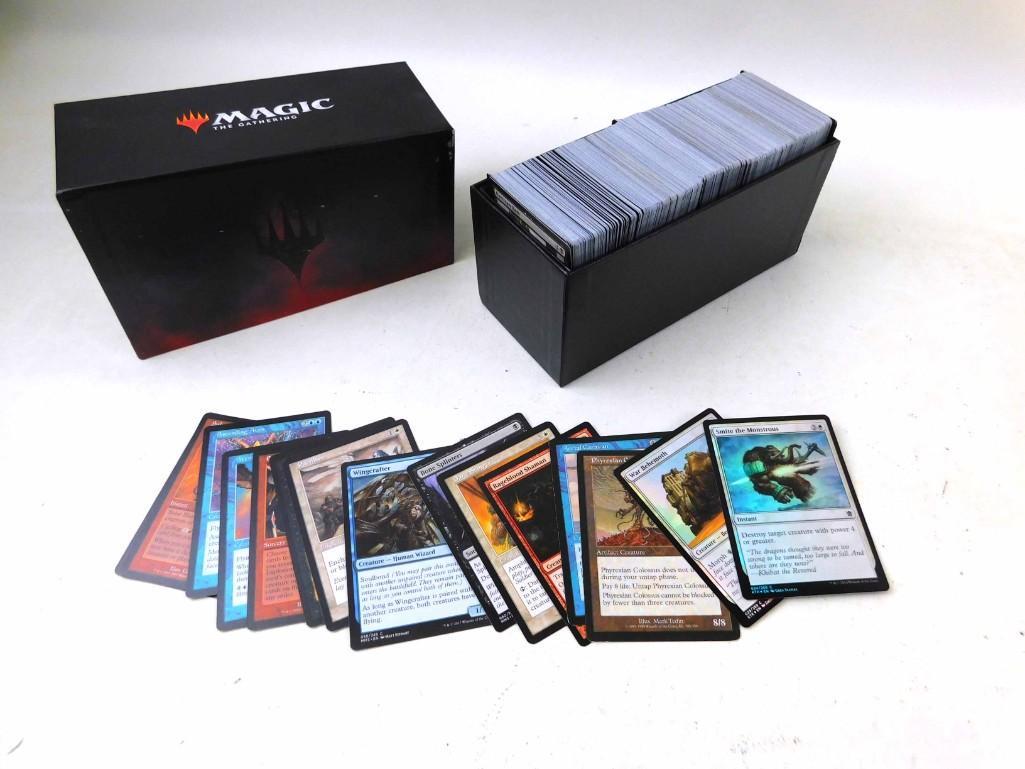 Box full of Magic the Gathering Cards: Box full of Magic the Gathering Cards Approximately 500 cards or so