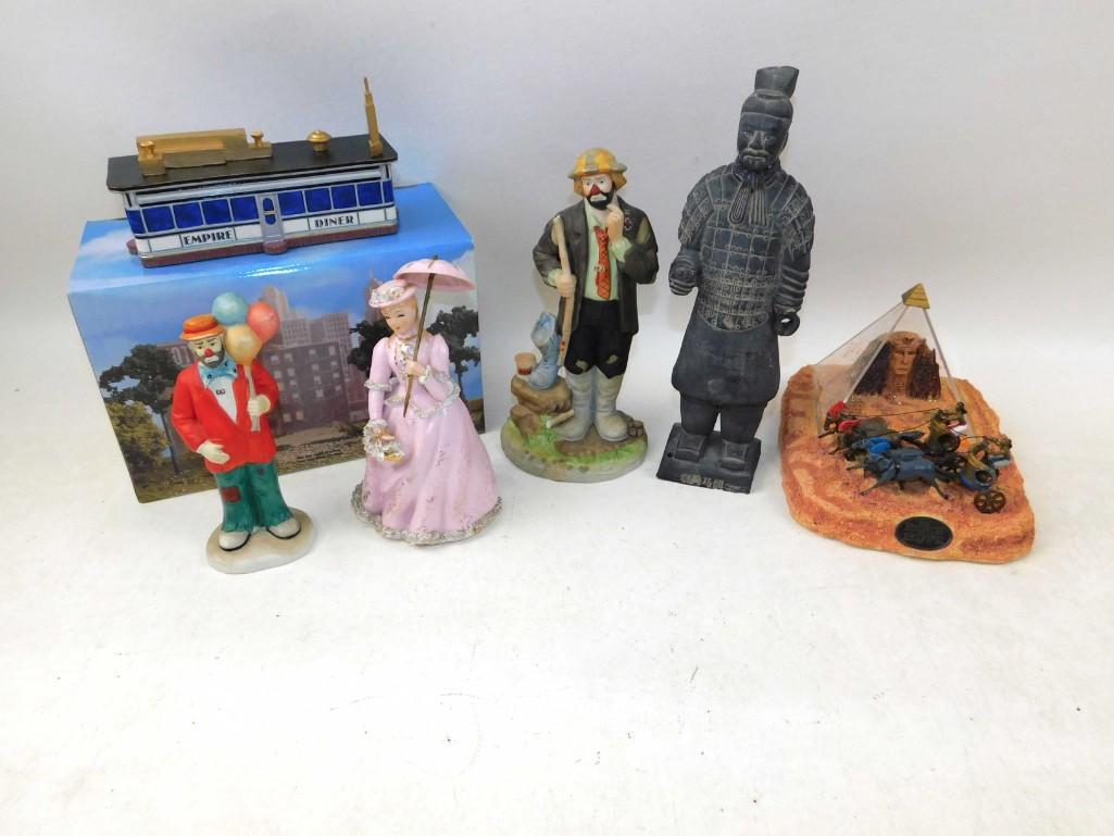 Lot of Figurines incl Lefton Great American Empire (1 of 11)