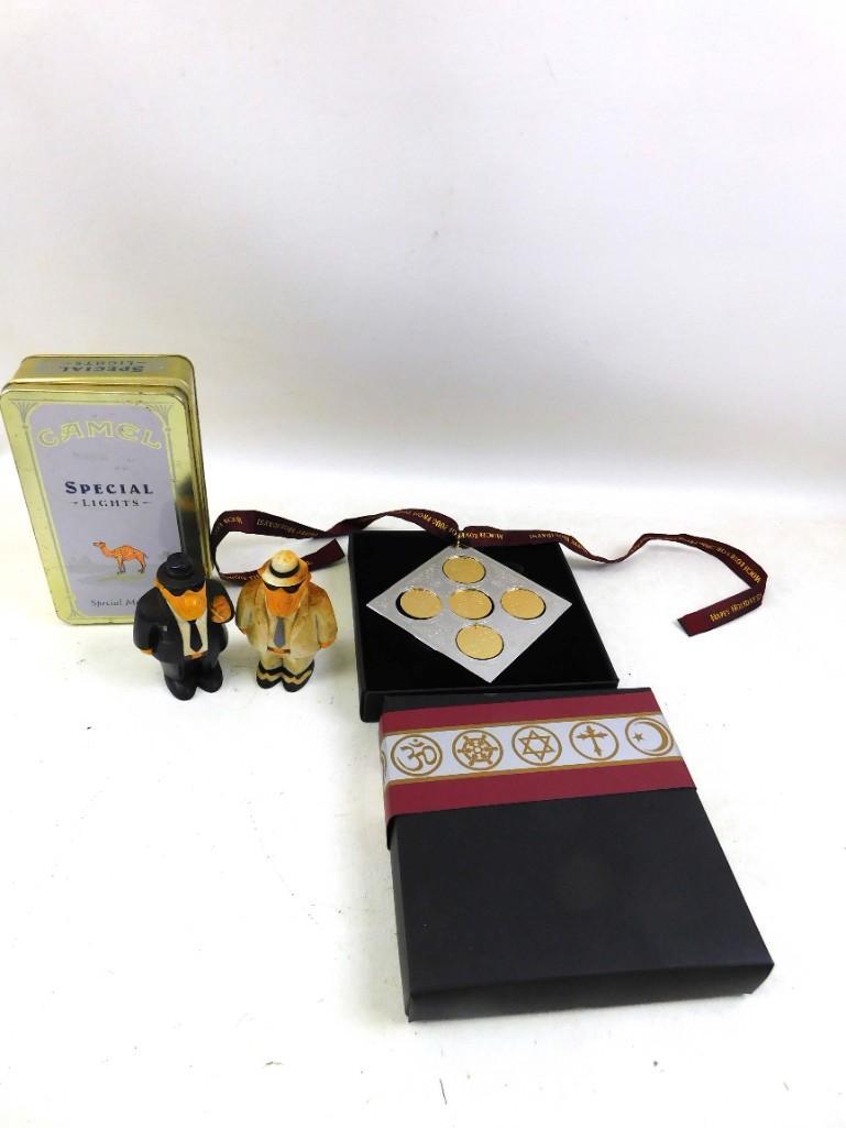 Joe Camel Cigarette advertising Salt and Pepper (1 of 5)