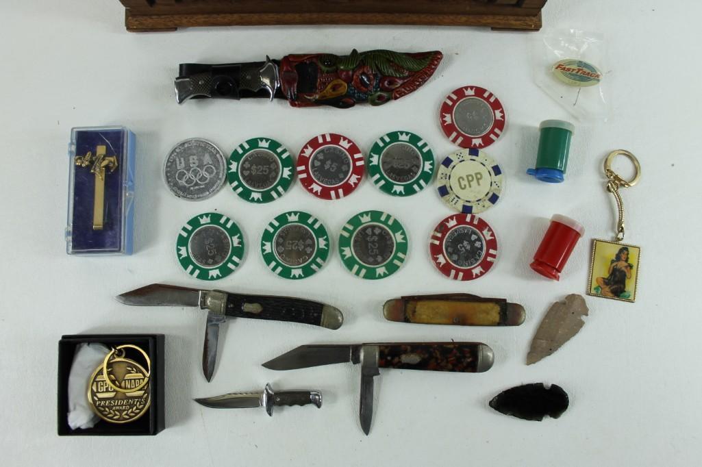 Misc. Lot Old pocket knives, poker chips, carved wood (1 of 3)