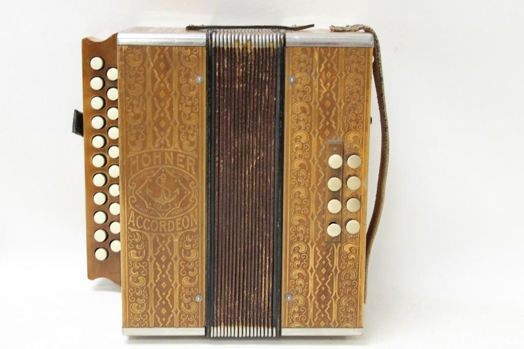 Hohner 2 sales row button accordion