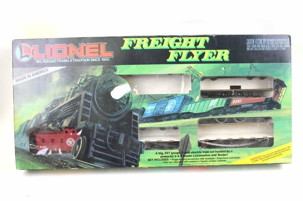 Lionel Freight Flyer Model Train Set in Original Box (1 of 8)