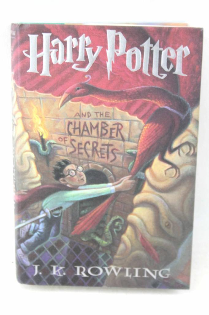 Harry Potter Chamber of Secrets Print with Errors: Harry Potter Chamber of Secrets Print with Errors - errors include Misprint title Page, Silver lettering on the book cover, page 133 - 158, etc.