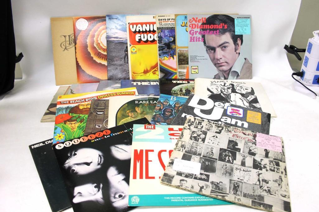 Lot of 22 Vinyl LP Records including Neil Diamond (1 of 4)