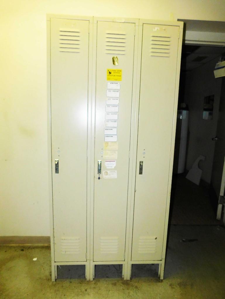 3 Vintage Lockers: 3 Vintage Lockers Because of the current covid 19 situation, pick up times are by appointment only. Pick up for this auction will be Feb 27 and 28 during the auction or Monday, March 1 or Thursday Mar