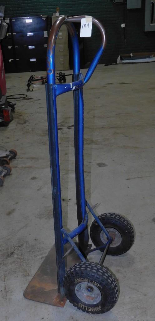 Angelus 2 Wheel Dolly: Angelus 2 Wheel Dolly Because of the current covid 19 situation, pick up times are by appointment only. Pick up for this auction will be Feb 27 and 28 during the auction or Monday, March 1 or Thursday