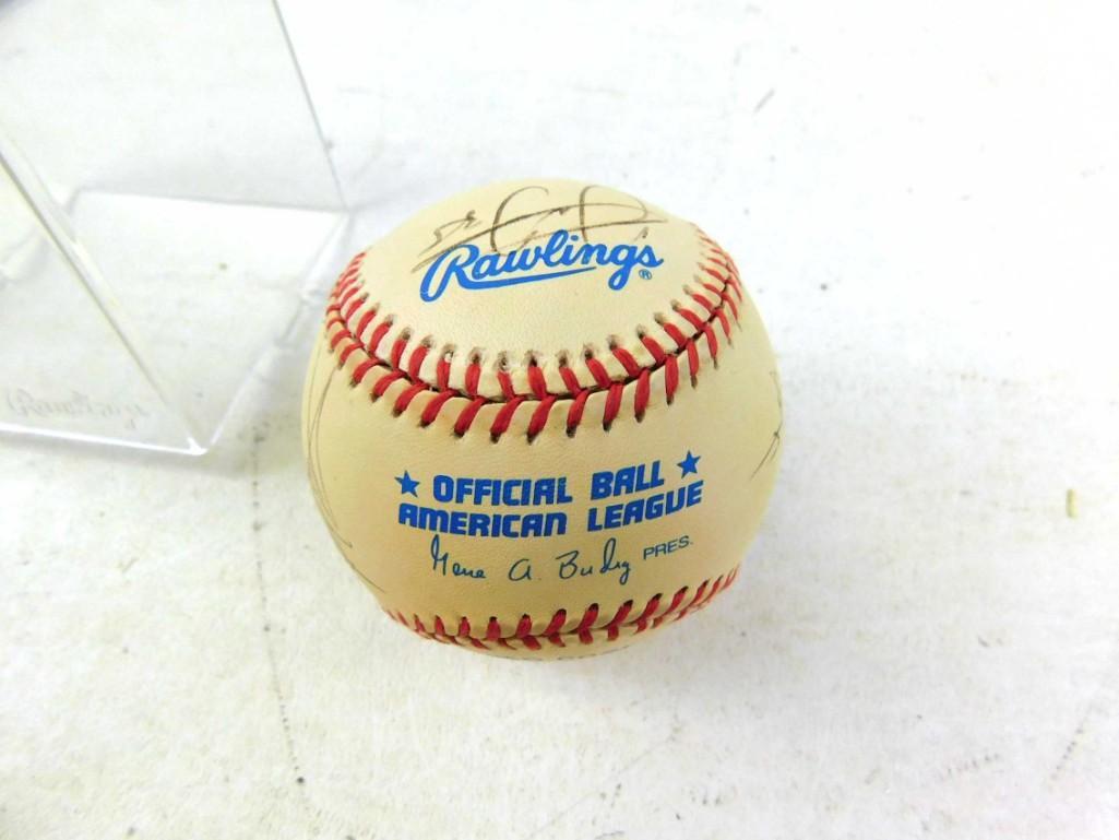 Frank Thomas and Harold Baines Signed Baseball (1 of 5)