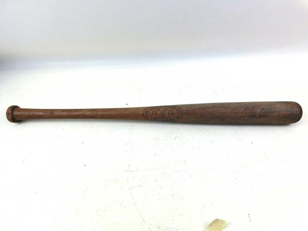 Vintage Child's size Yogi Berra Baseball Bat (1 of 5)