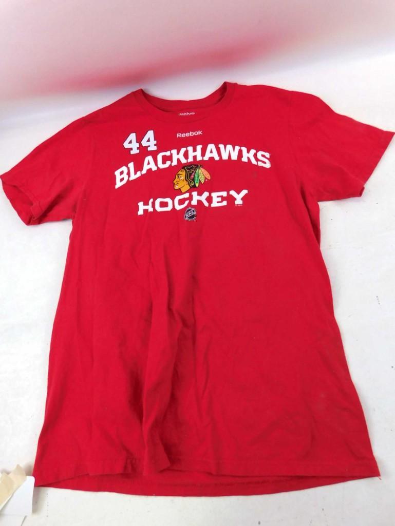 Philadelphia Flyers XXL Jersey and Blackhawks Shirt (1 of 9)