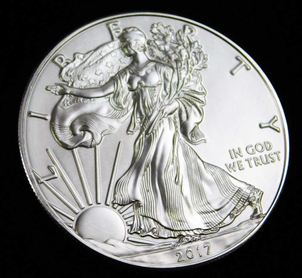 2017 BU American Silver Eagle 1 oz Silver Round Coin (1 of 2)