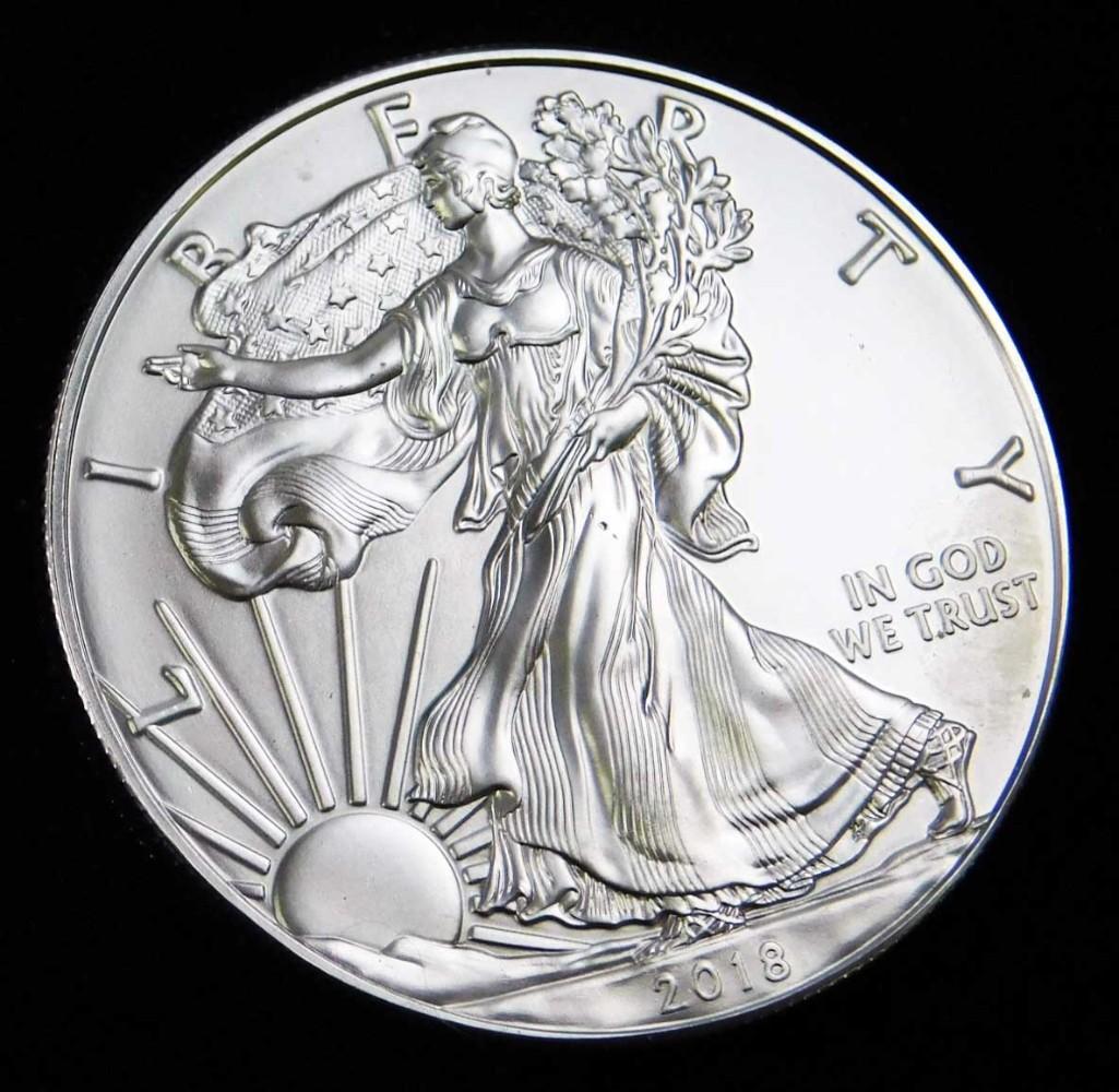 2018 BU American Silver Eagle 1 oz Silver Round Coin (1 of 2)