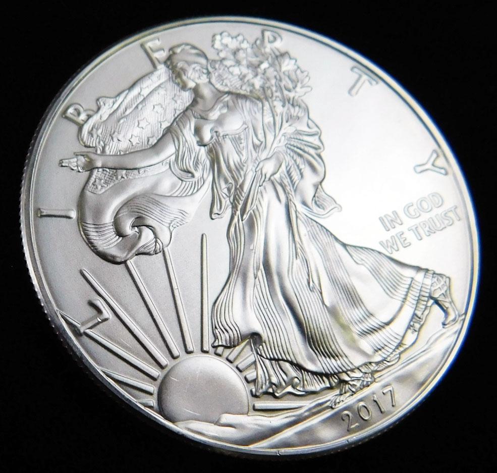 2017 BU American Silver Eagle 1 oz Silver Round: 2017 Brilliant Uncirculated American Silver Eagle 1 ounce Silver Round