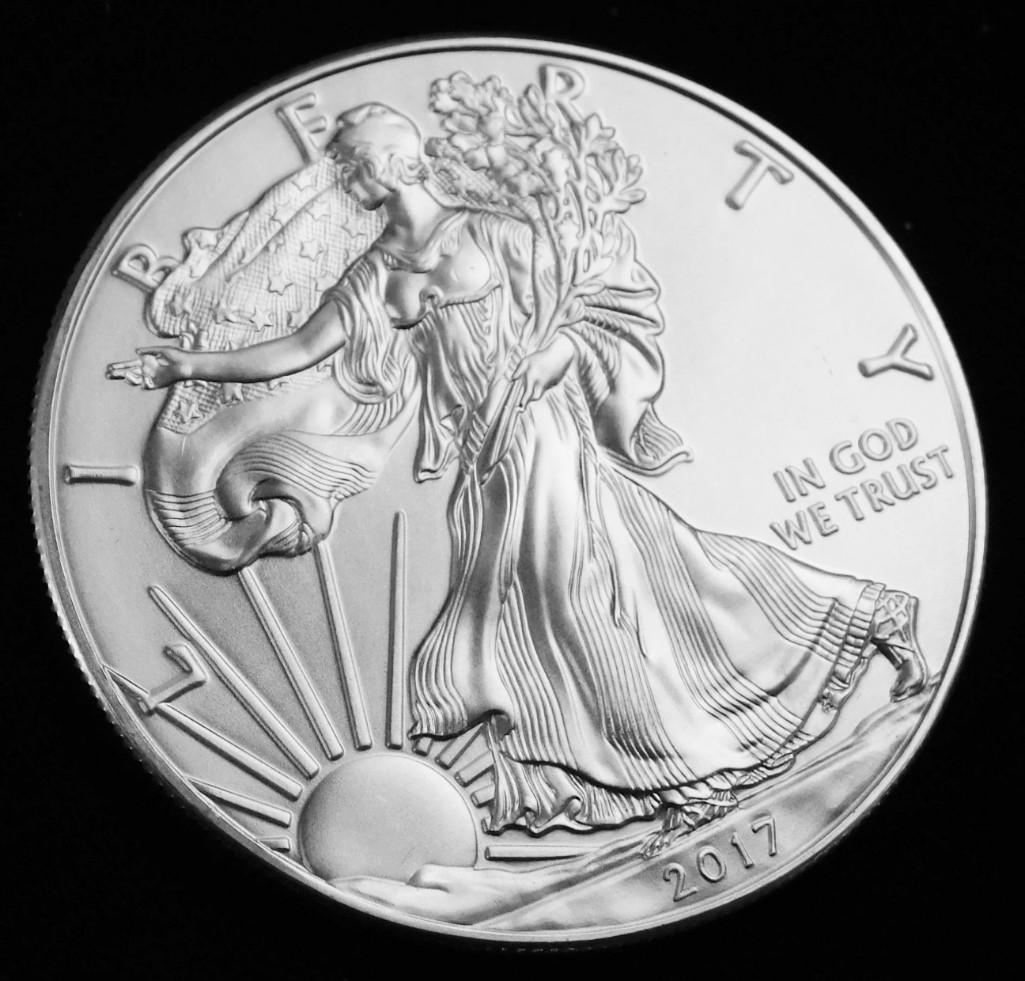 2017 BU American Silver Eagle 1 oz Silver Round: 2017 Brilliant Uncirculated American Silver Eagle 1 ounce Silver Round