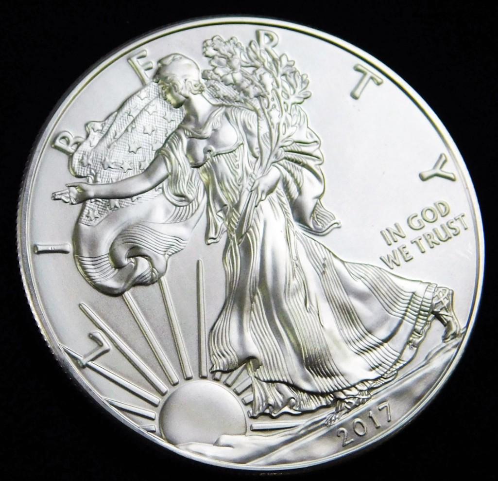 2017 BU American Silver Eagle 1 oz Silver Round: 2017 Briiliant Uncirculated American Silver Eagle 1 ounce Silver Round