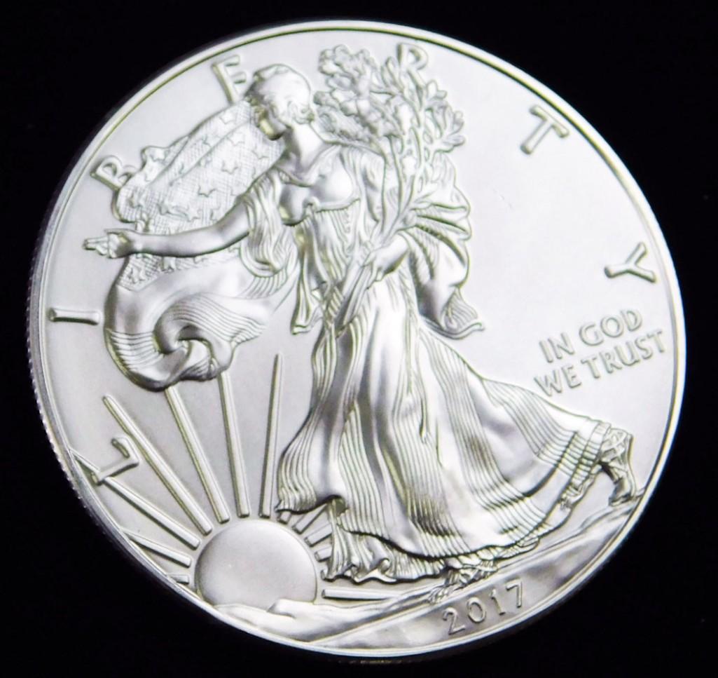 2017 BU American Silver Eagle 1 oz Silver Round: 2017 Brilliant Uncirculated American Silver Eagle 1 ounce Silver Round