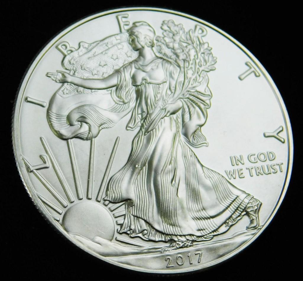 2017 BU American Silver Eagle 1 oz Silver Round: 2017 Brilliant Uncirculated American Silver Eagle 1 ounce Silver Round