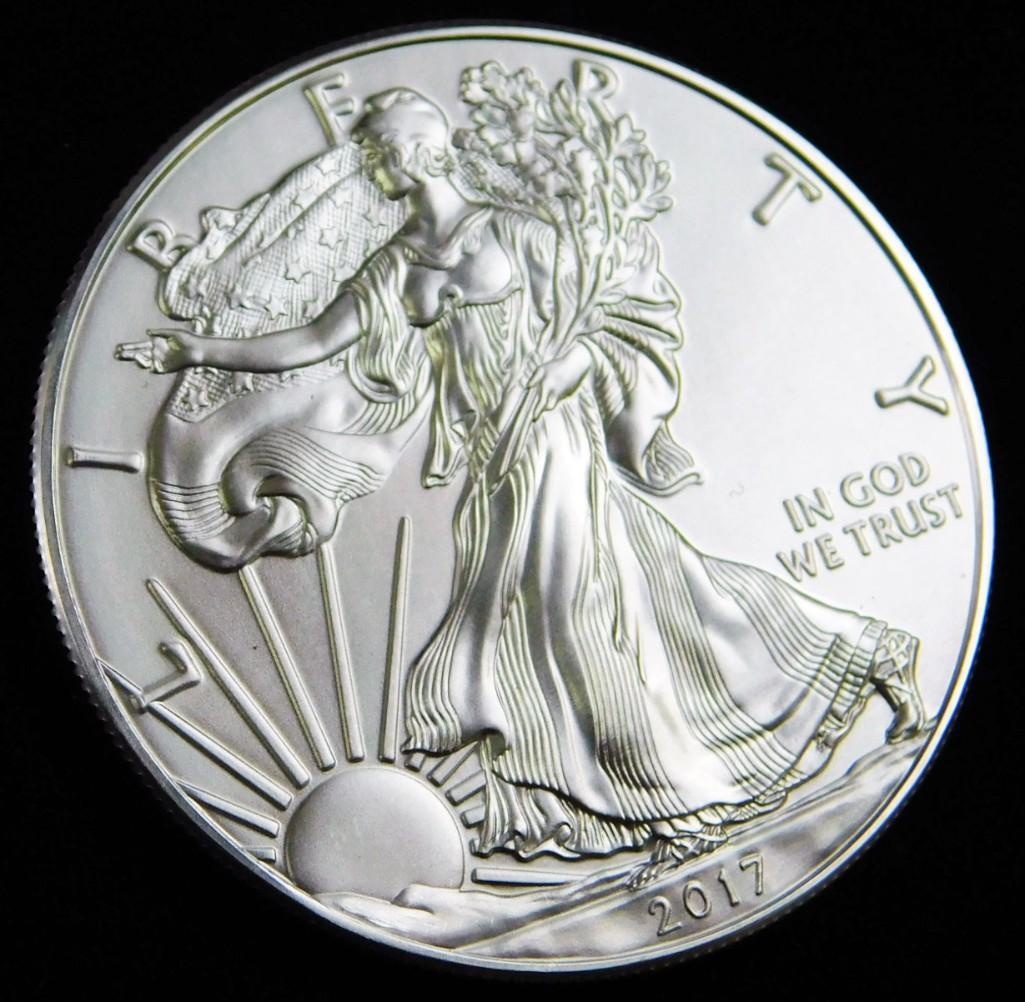 2017 BU American Silver Eagle 1 oz Silver Round (1 of 2)