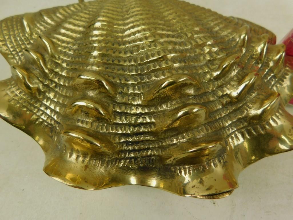 Large Brass Shell Trinket Box (1 of 2)