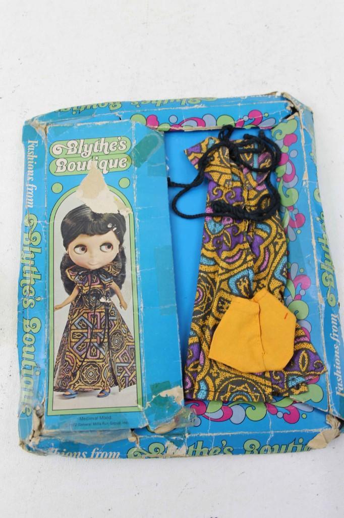 1972 Kenner Blythe's Boutique Medieval Mood Doll (1 of 5)