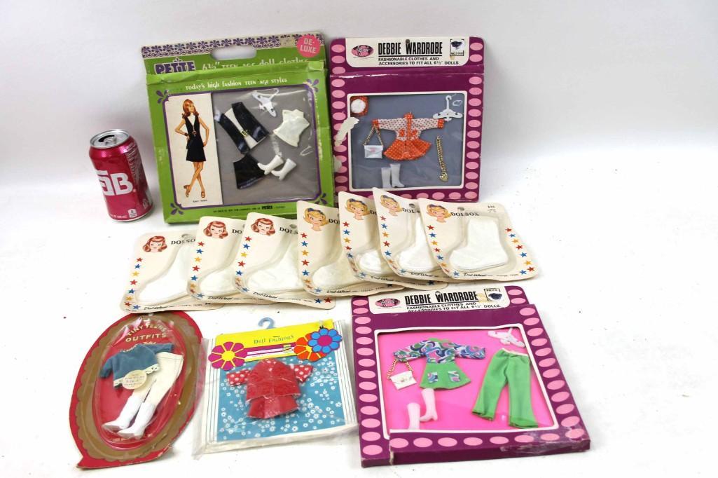 Vintage Doll Clothes MOC Lot (1 of 13)