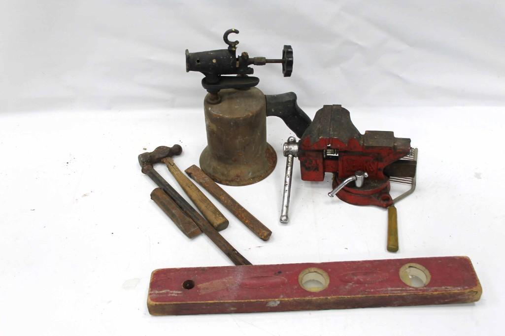 Vintage Tool Lot incl Blow Torch , Vice , Ball Peen (1 of 7)