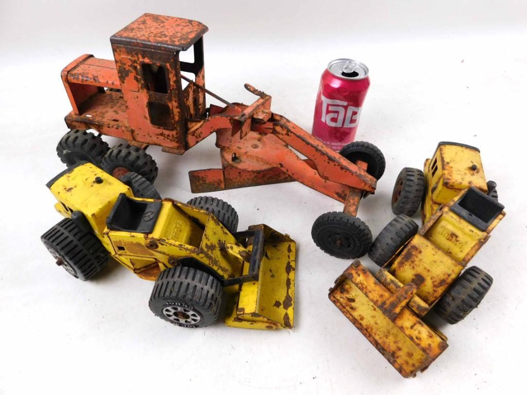 2 Vintage Tonka Toys Plus a Road Grader (1 of 3)