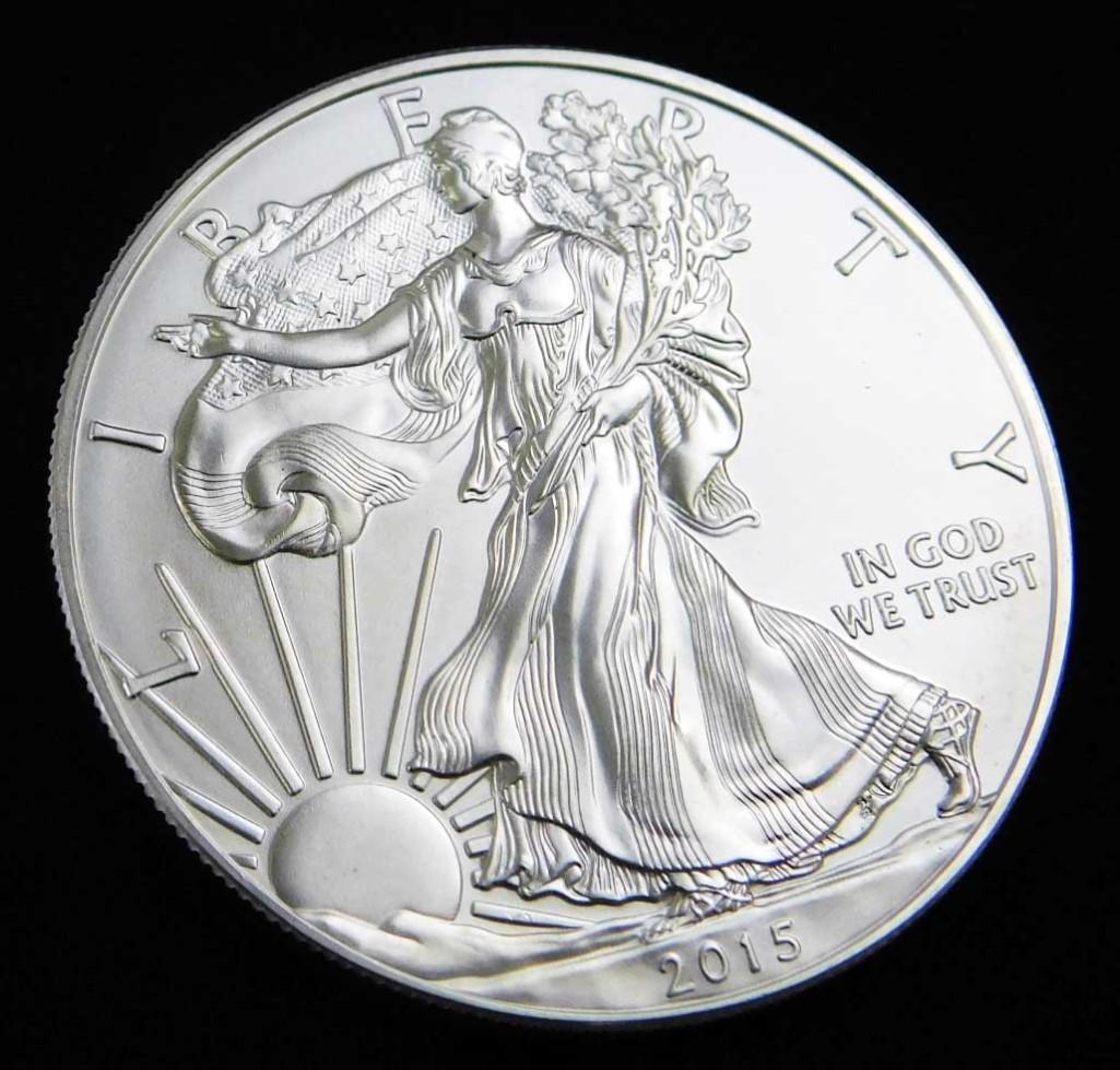 2015 BU American Silver Eagle 1 Oz Silver Round (1 of 2)