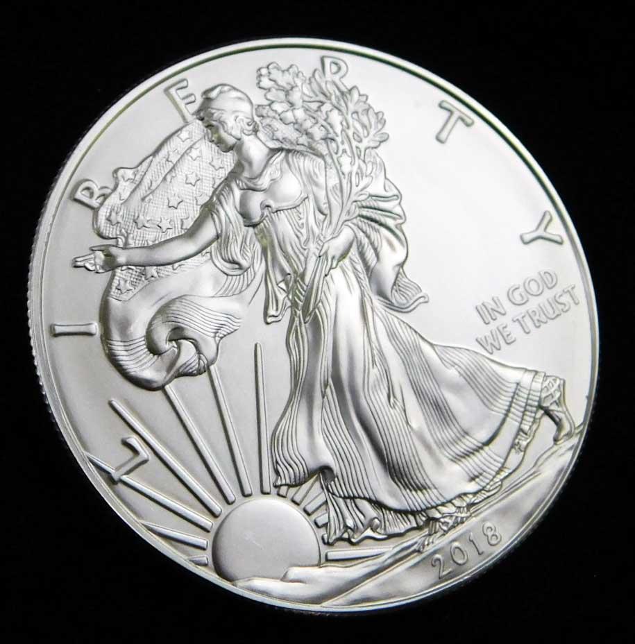 2018 BU American Silver Eagle 1 oz Silver Round (1 of 2)