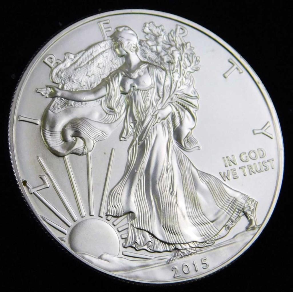 2015 BU American Silver Eagle 1 Oz Silver Round (1 of 2)