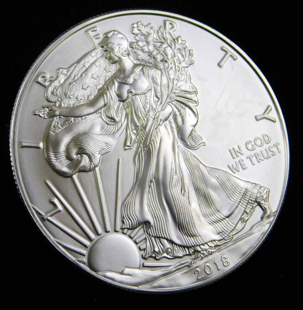 2018 BU American Silver Eagle 1 oz Silver Round (1 of 2)