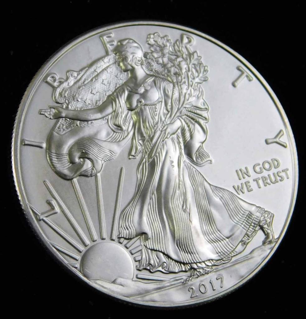 2017 BU American Silver Eagle 1 oz Silver Round (1 of 2)