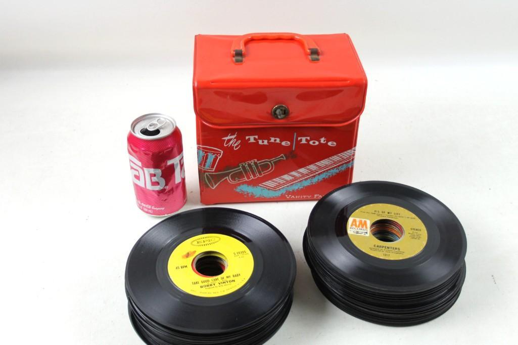 Lot of 45 RPM Vinyl Records in a Vintage Case (1 of 6)
