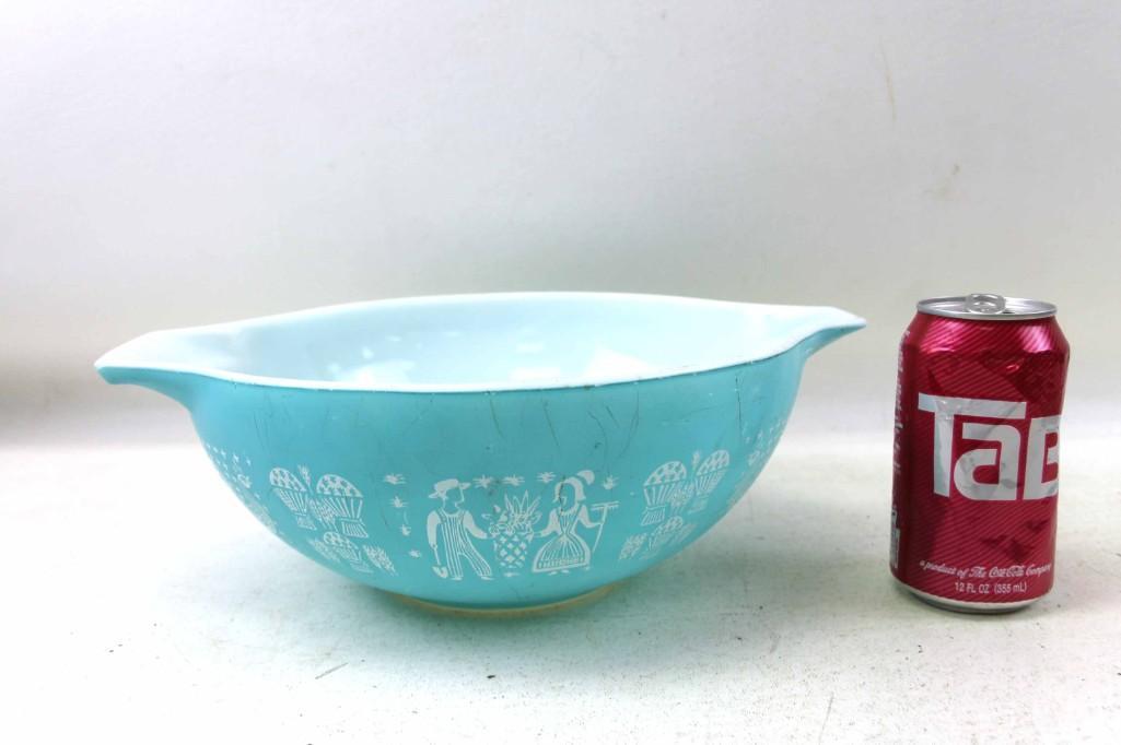 Vintage Pyrex Amish Butterprint Aqua Cinderella Bowl (1 of 5)