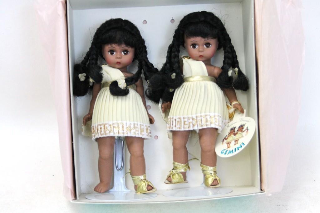 Madame Alexander Gemini Twins , The Zodiac Collection ,: Madame Alexander Gemini Twins , The Zodiac Collection , African American 8" Dolls . Only 1 doll has tags , 1 doll is missing shoes , no accessories Condition: only 1 doll has tags, 1 doll is missi