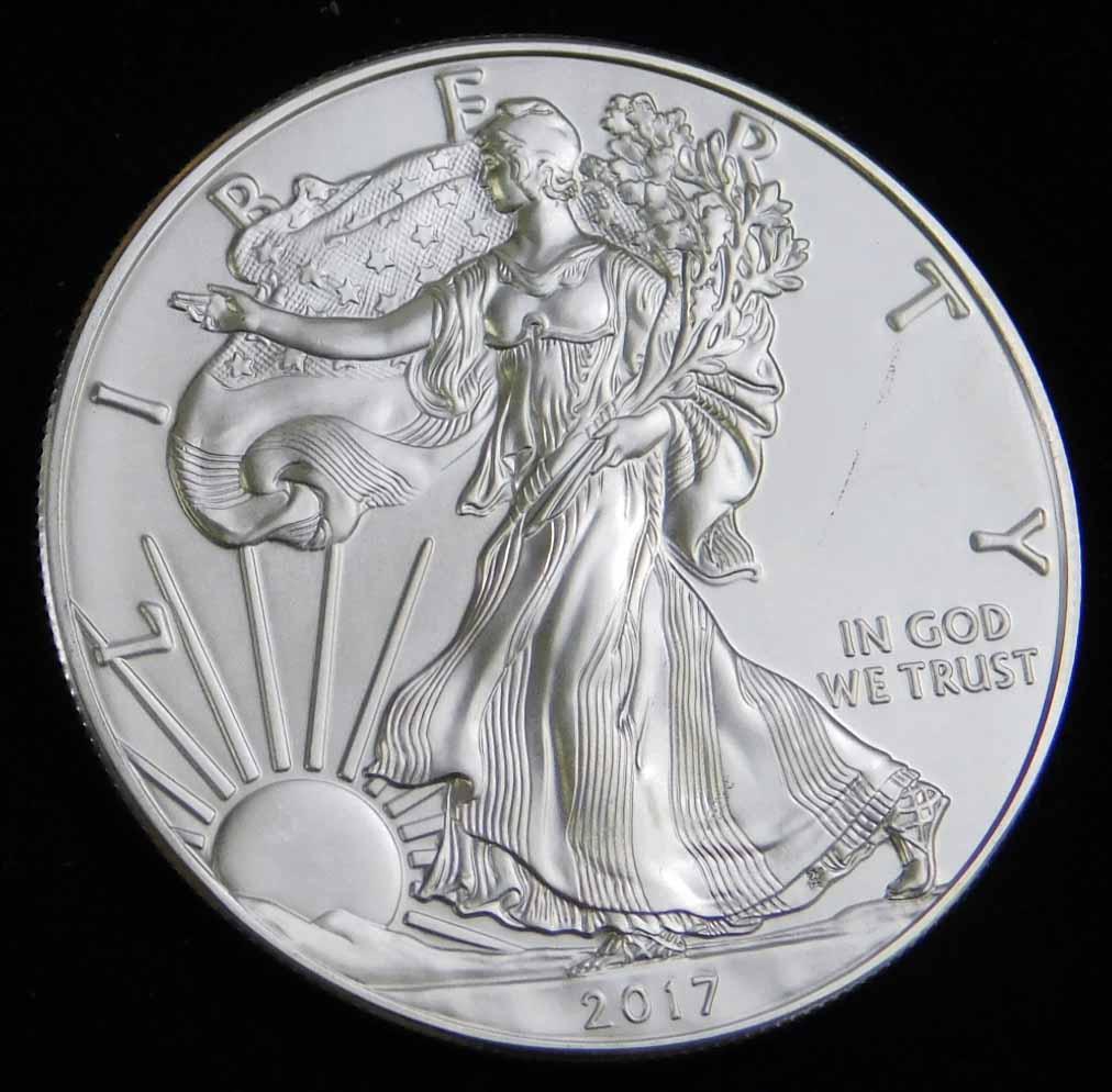 2017 BU American Silver Eagle 1 oz Silver Round (1 of 2)