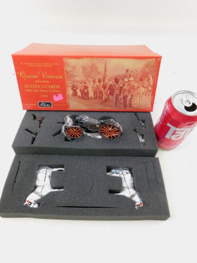 W Britain Collectors Club Centenary Series Queen (1 of 4)