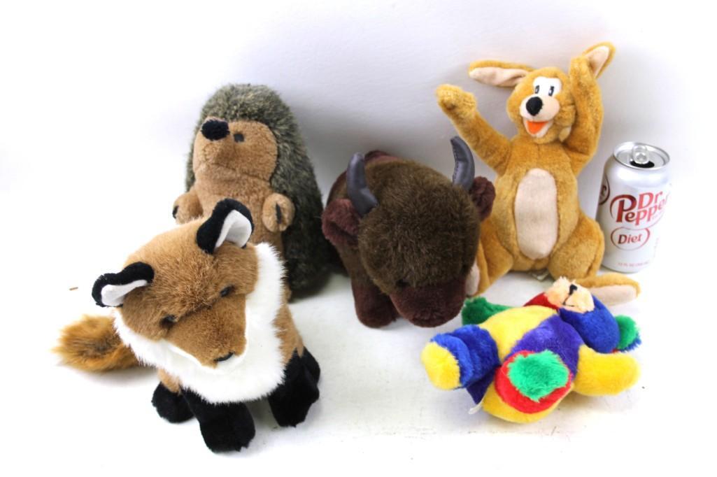 Lot of Plush Toys incl a Hedgehog , a Buffalo , etc: Lot of Plush Toys incl a Hedgehog , a Buffalo , etc