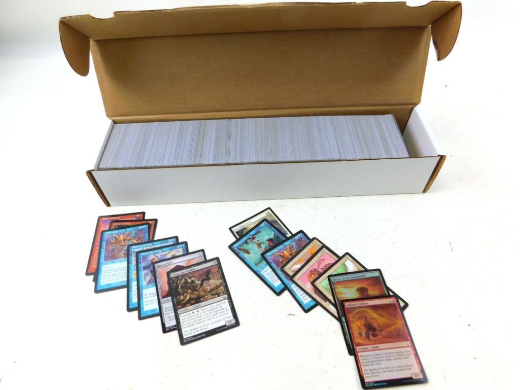 Box of Roughly 1000 Magic The Gathering Game Cards (1 of 3)
