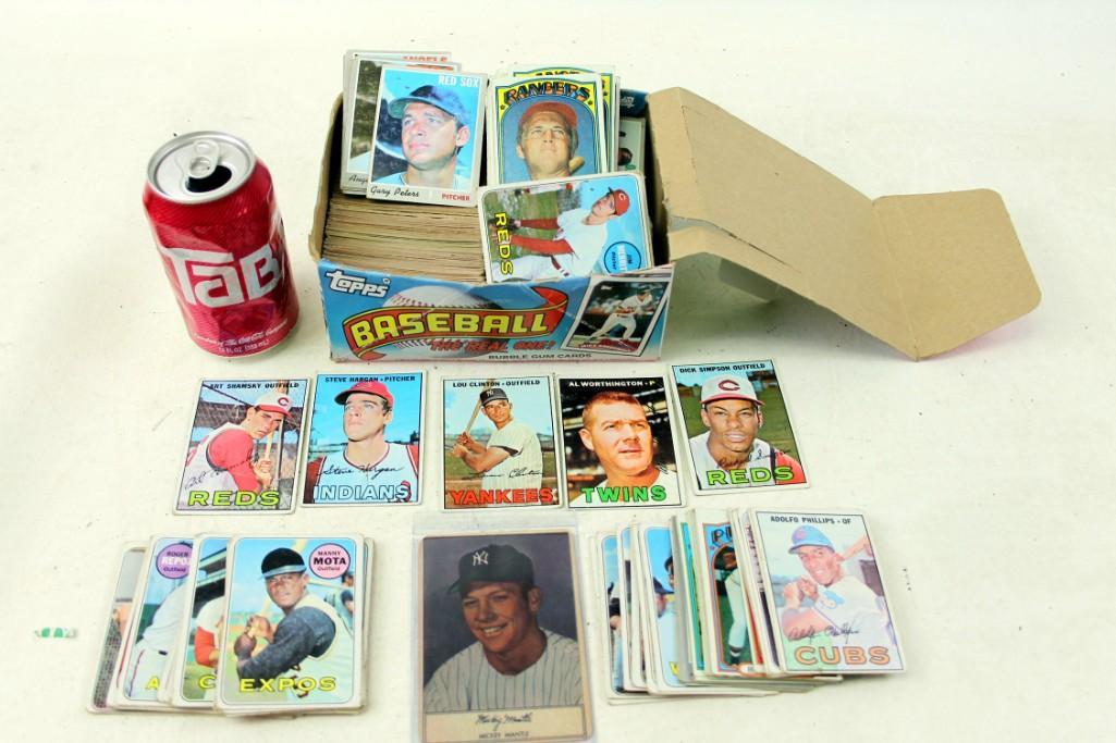 Lot of old mostly baseball cards 1960 (1 of 1)