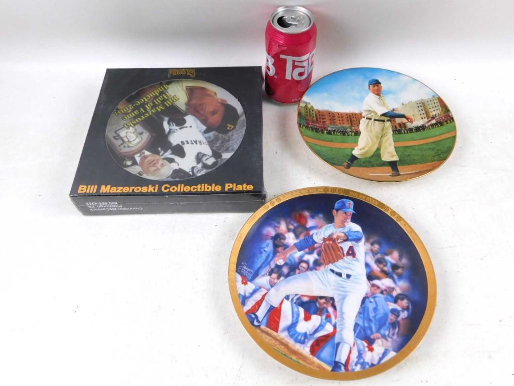3 Baseball Collector Plates incl Cy Young , Nolan Ryan (1 of 7)