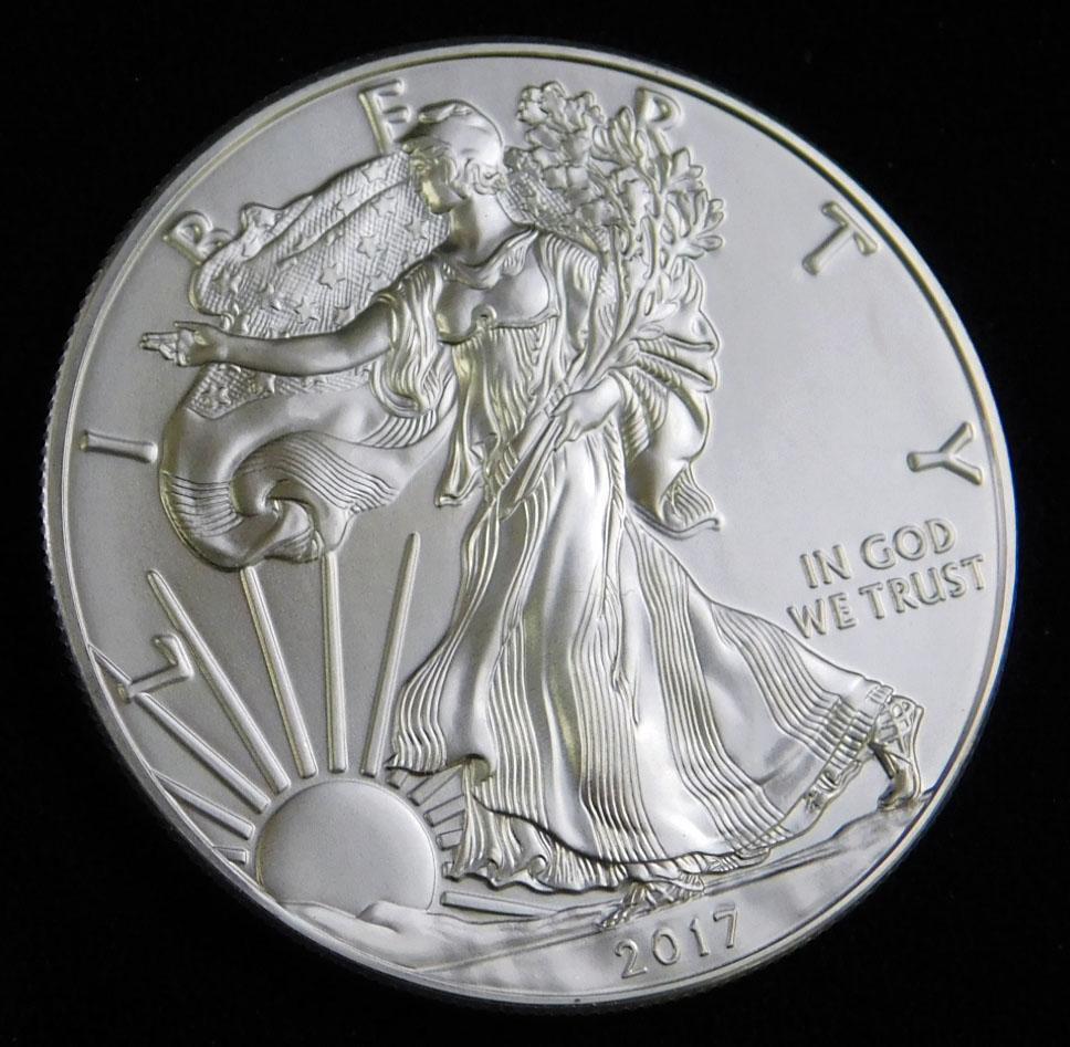 2017 BU American Silver Eagle 1 oz Silver Round (1 of 2)