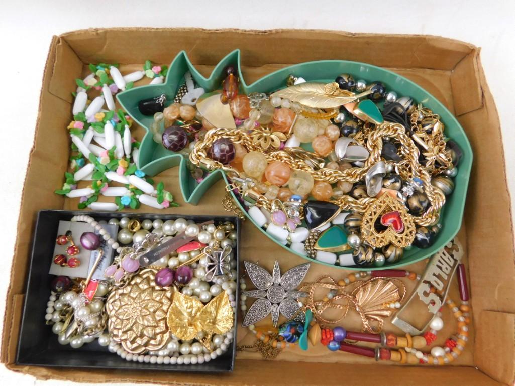 Lot of Costume Jewelry and a Pineapple Tray: Lot of Costume Jewelry and a Pineapple Tray