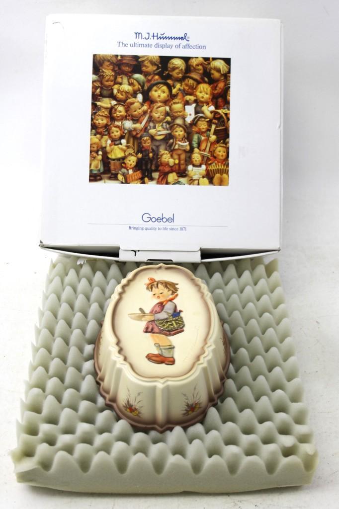 Goebel Hummel Jello Mold Girl with Basket and Mixing: Goebel Hummel Jello Mold Girl with Basket and Mixing Bowl Wall Hanging with Original Box