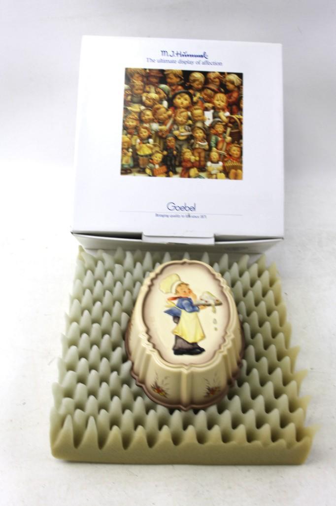 Goebel Hummel Jello Mold or Wall Hanging Boy Baking: Goebel Hummel Jello Mold or Mould or Wall Hanging Boy Baking with original box