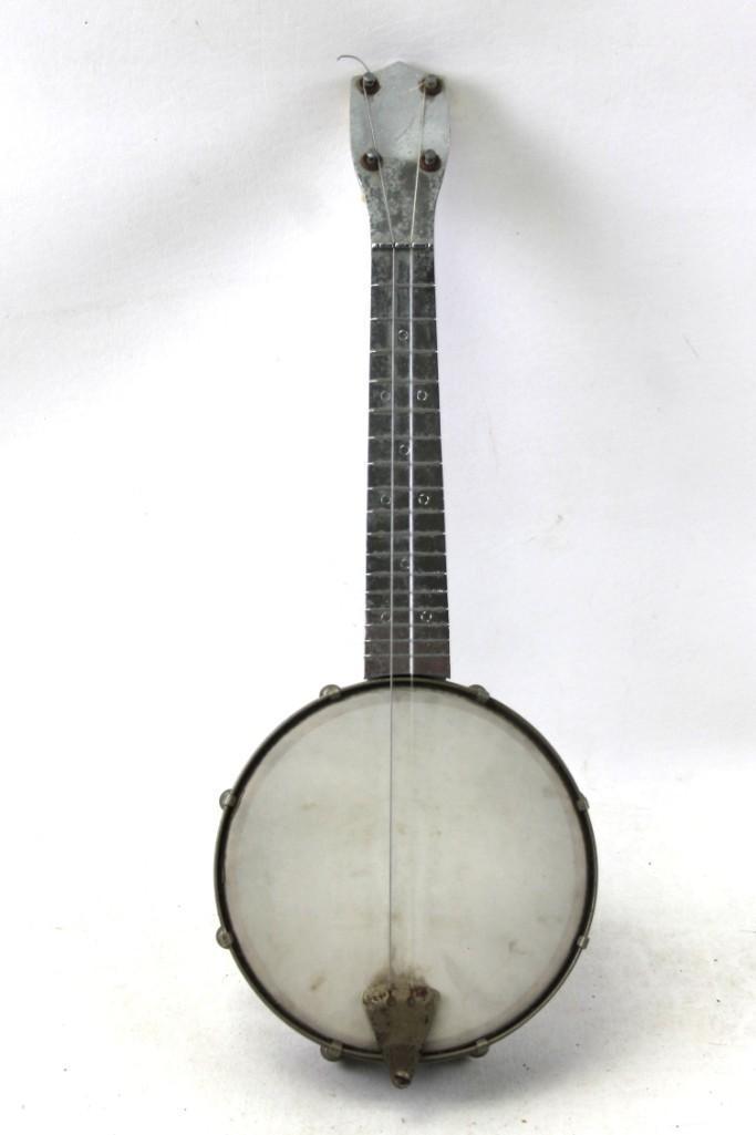1960s Werco Banjo Ukulele Musical Instrument (1 of 6)