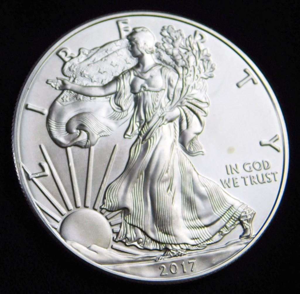 2017 BU American Silver Eagle 1 oz Silver Round (1 of 2)