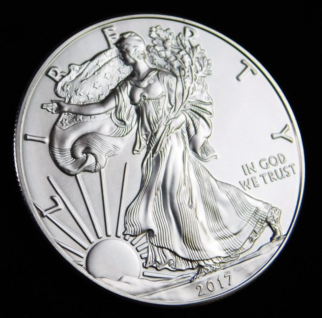 2017 BU American Silver Eagle 1 oz Silver Round (1 of 2)