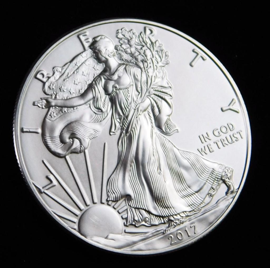 2017 BU American Silver Eagle 1 oz Silver Round (1 of 2)