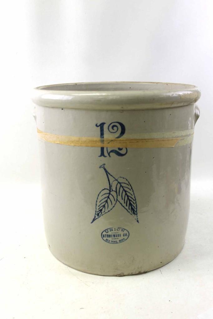 Red Wing Union Stoneware 12 Gallon Crock w Birch Leaf (1 of 7)