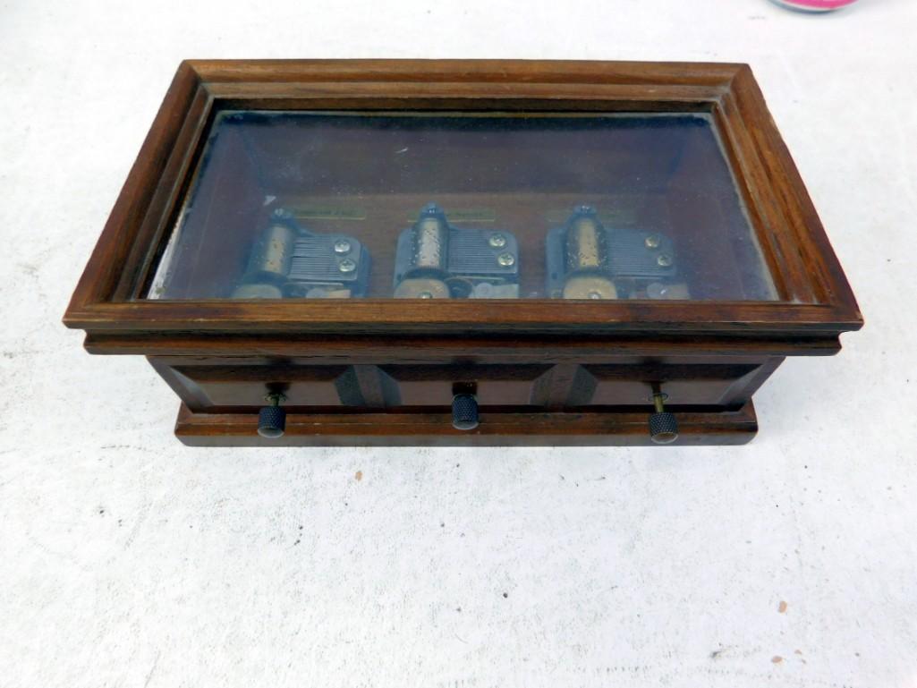 Vintage Music Box with 3 different songs: Vintage Music Box with 3 different songs including Romeo and Juliet, Sunrise Sunset and Love Story. They all seem to play, but it may need oiling.